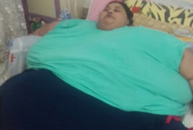 World`s heaviest woman flies to India to fight for her life
